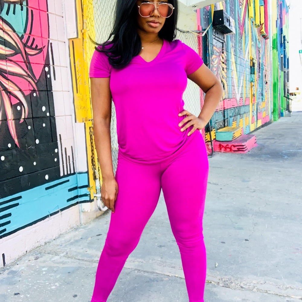 Fuschia Lounge Set